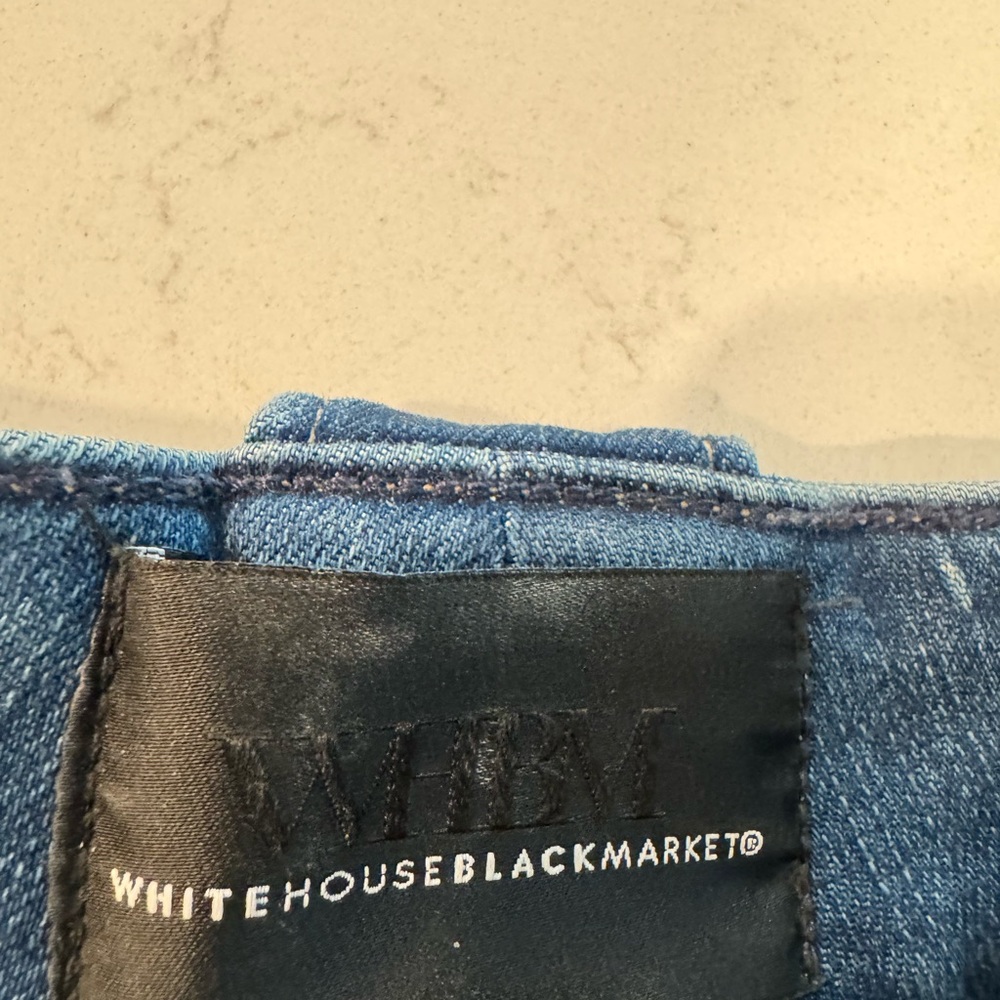 White House Black Market Stylish Blue Denim Women Shorts - Picture 12 of 14